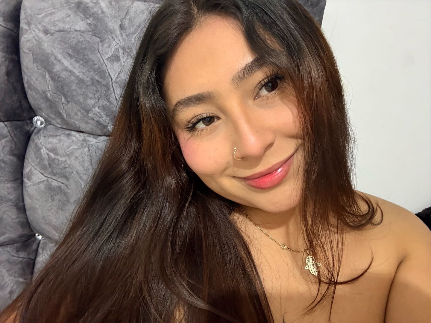 Mariana from Peru, online for video chat