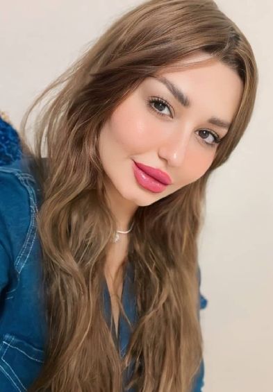 Valeria on a live video chat